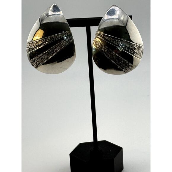 Vintage Sterling Silver Tear Drop Clip Earrings - Picture 1 of 2